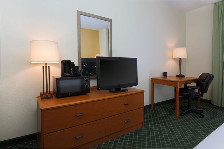 Comfort Inn & Suites Zanesville City Center