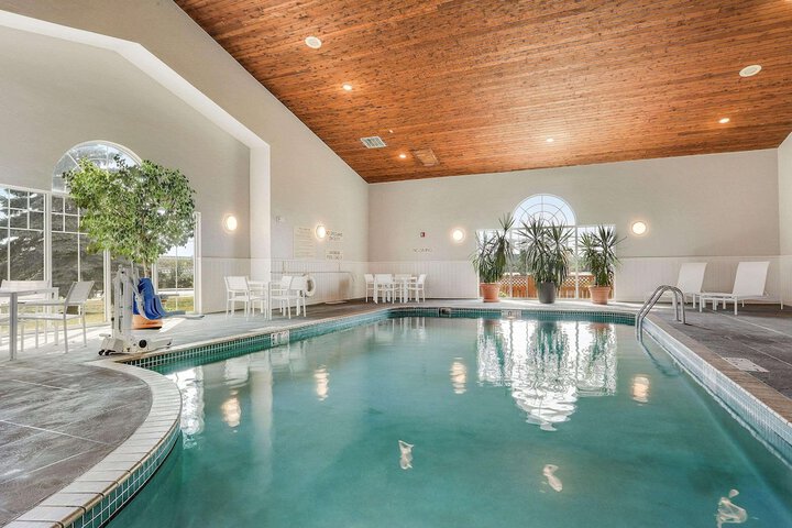 Pool 4 of 34