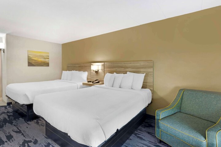 Best Western Plus Beckley Inn