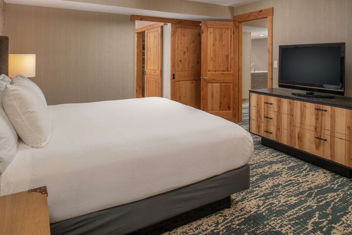 Room 34 of 67