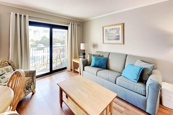 Hilton Head Beach & Tennis A142