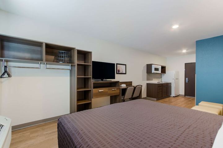 Room 29 of 48