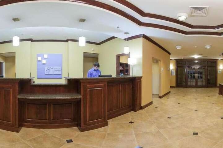 Hotel Interior 8 of 36