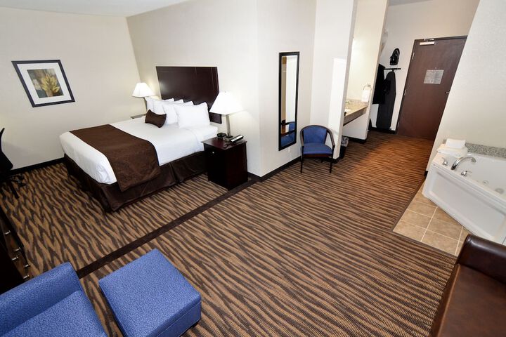 Room 37 of 105