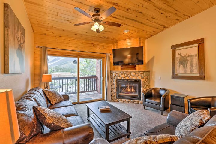 Steps to Grand Lake: Condo w / Deck & Mtn Views