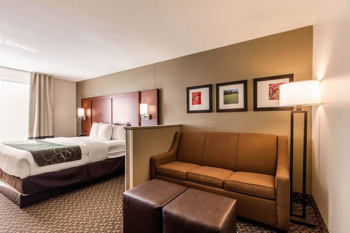 Room 14 of 33