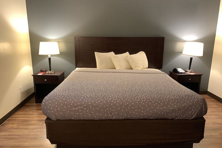 Econo Lodge Jefferson Hills Hwy 51