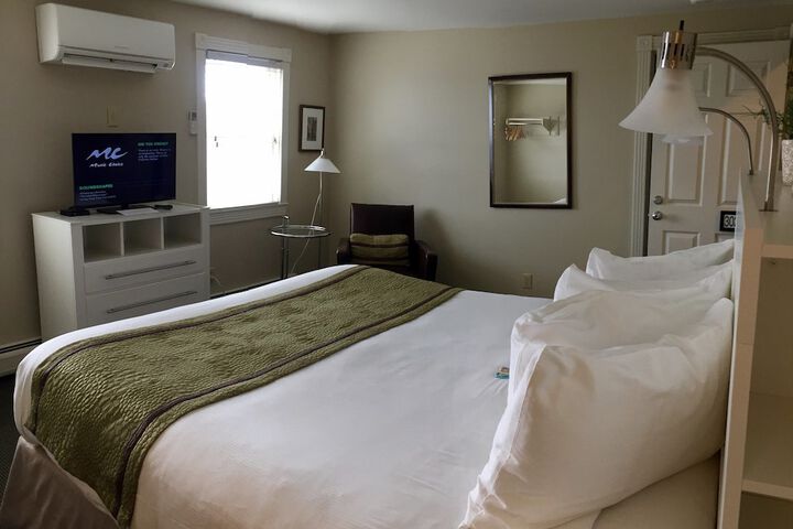 Room 114 of 163