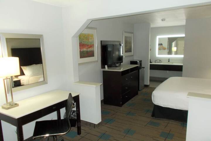 Room 18 of 26