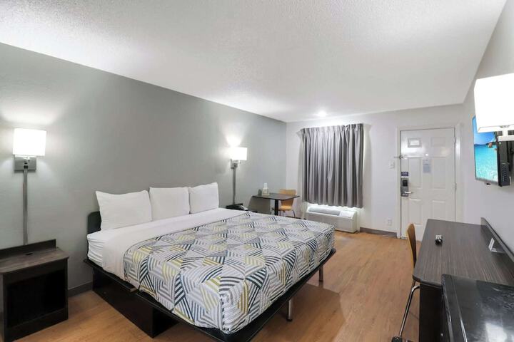Motel 6 Bryan TX - University Area