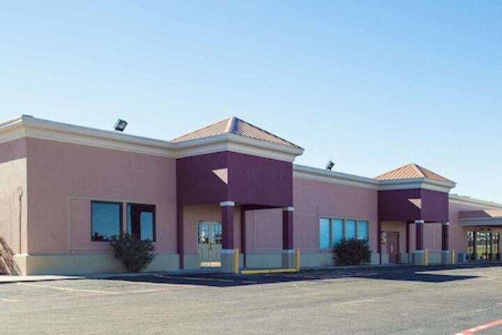 Express Inn & Suites