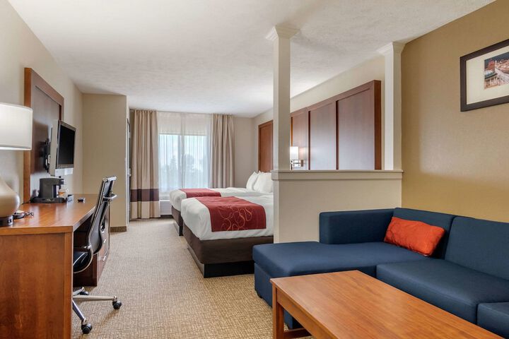 Room 16 of 40