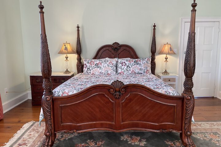 Room 46 of 170