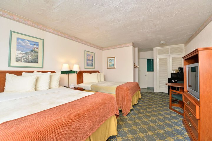 Room 19 of 25