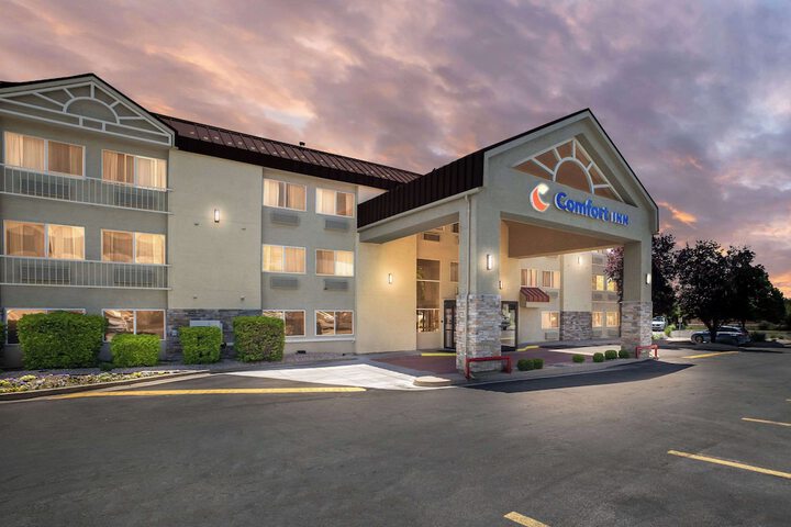 Hotel 3 of 56