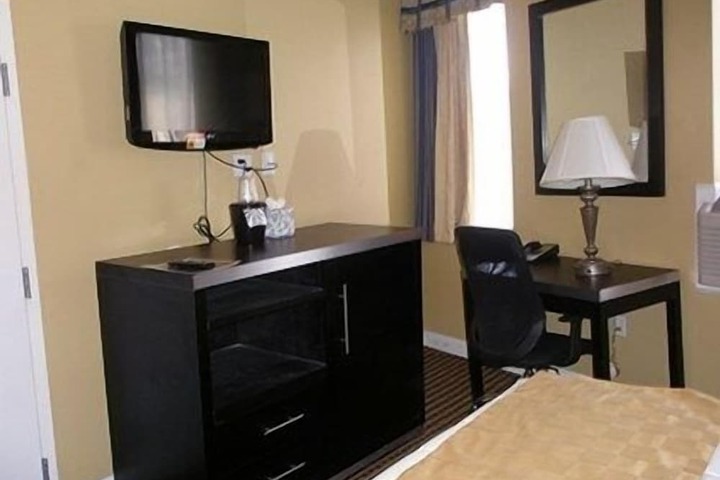 Prince Hotel