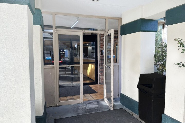 Hotel 10 of 95