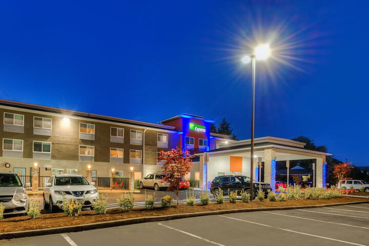 Hotel 5 of 56