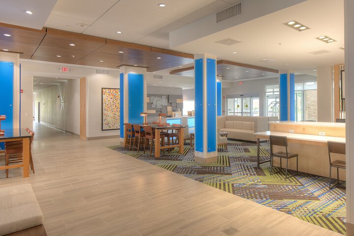 Holiday Inn Express & Suites Fort Mill by IHG