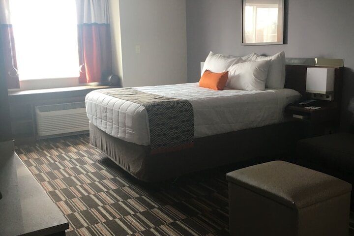 Room 42 of 55