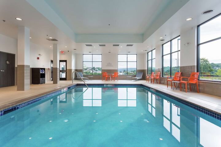 Pool 4 of 33