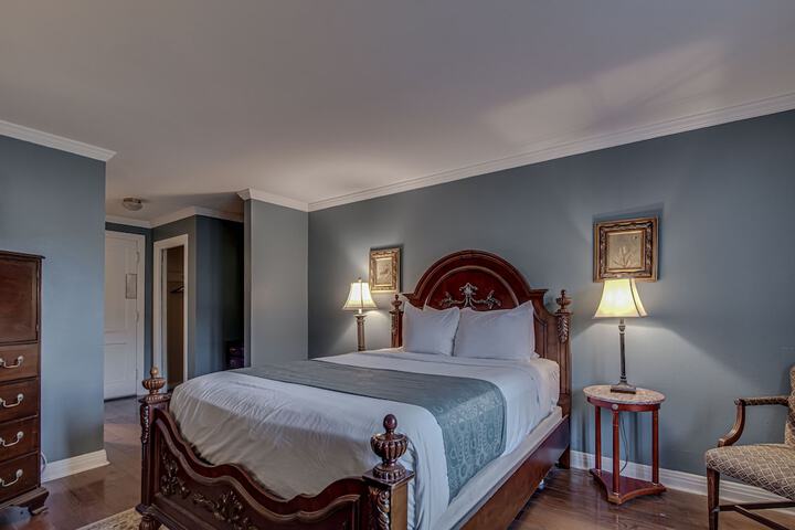 Malaga Inn