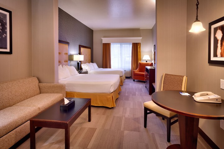 Room 30 of 57