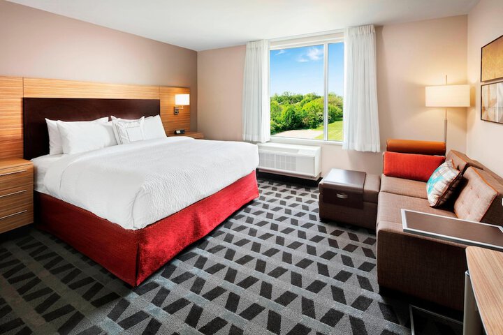 Room 20 of 37