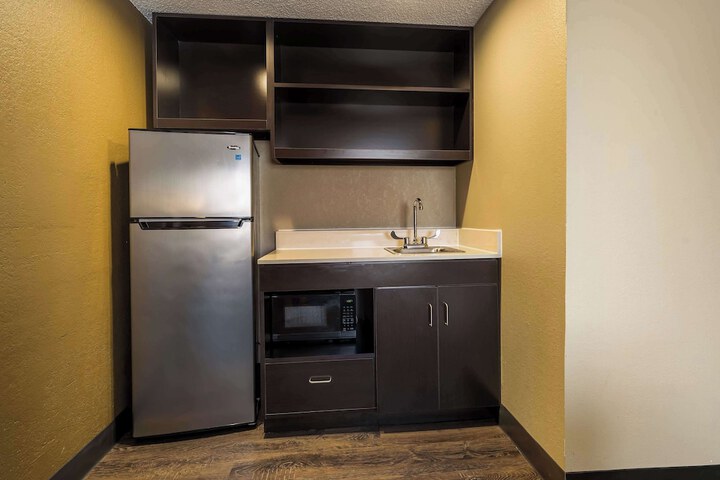 Best Western Detroit Livonia