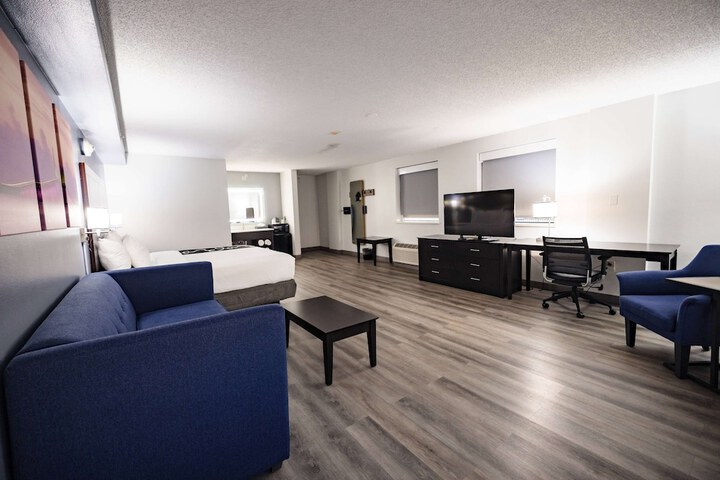 Room 25 of 56