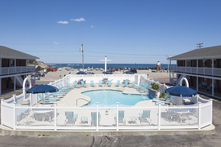 Sands by the Sea Motel