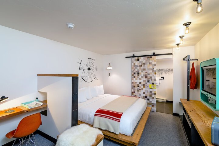 Room 34 of 56