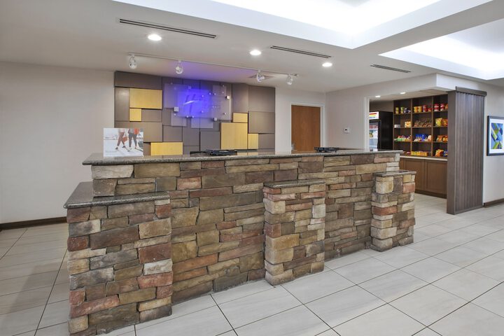 Hotel 5 of 47
