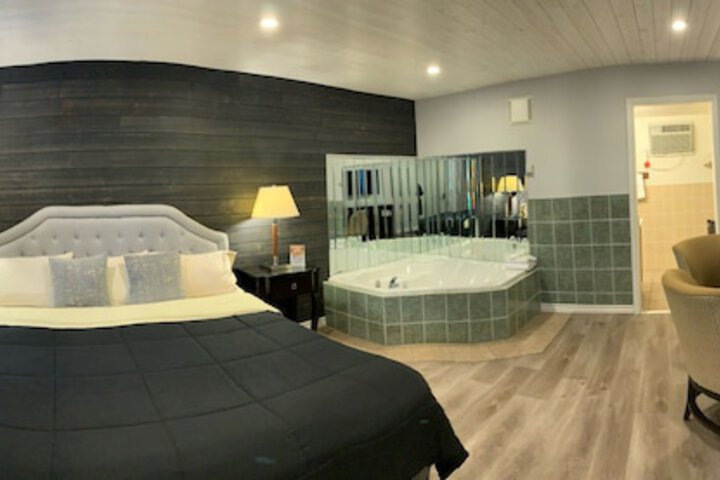 Room 19 of 43
