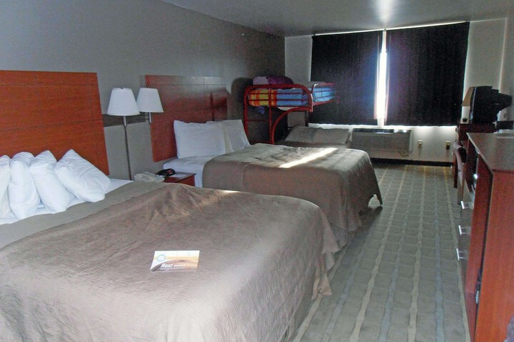 Room 7 of 25