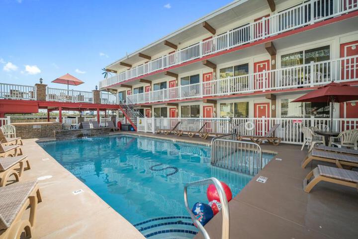 Hotel 6 of 23