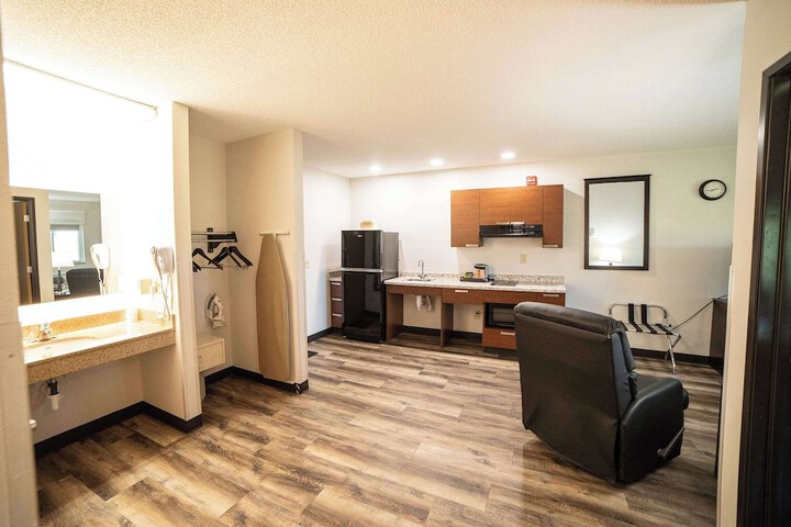 Room 40 of 74