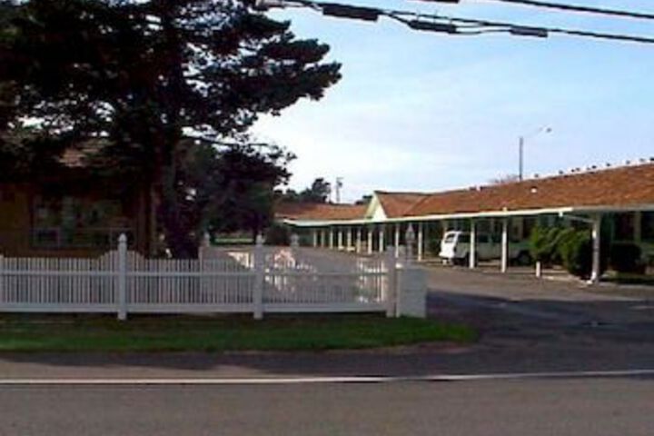 Shooting Star Motel
