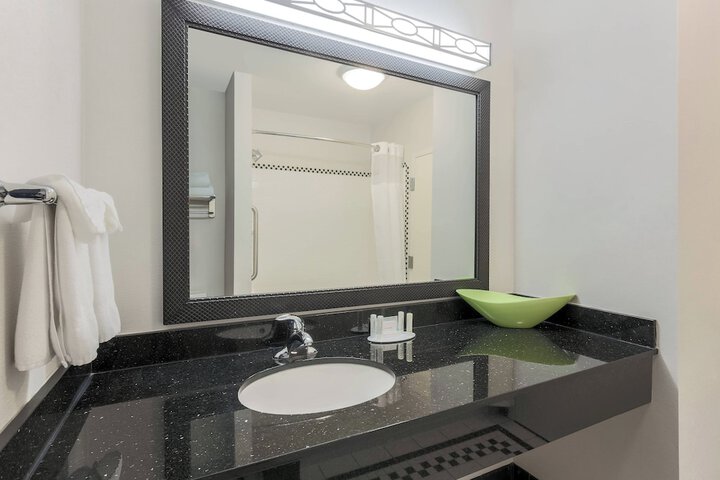 Fairfield Inn & Suites Mahwah