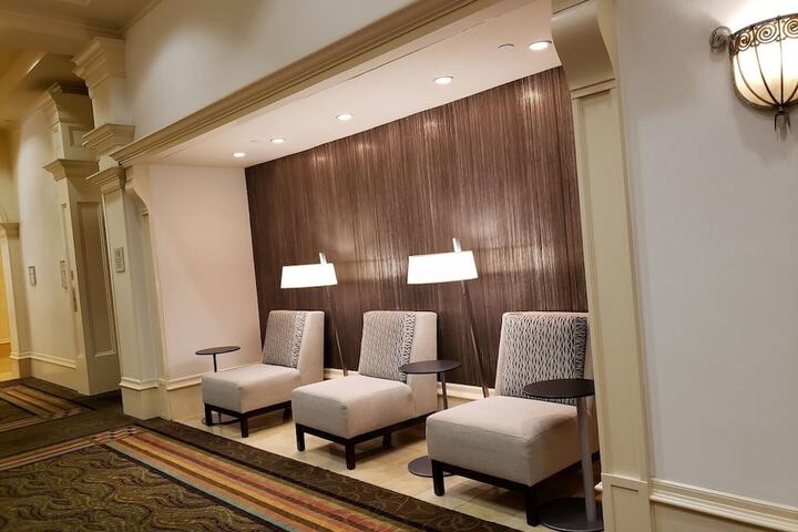 Hilton Naples