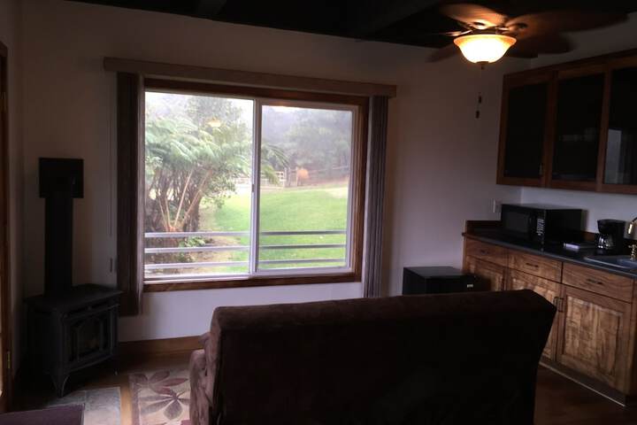 Volcano Acres Ranch B & B
