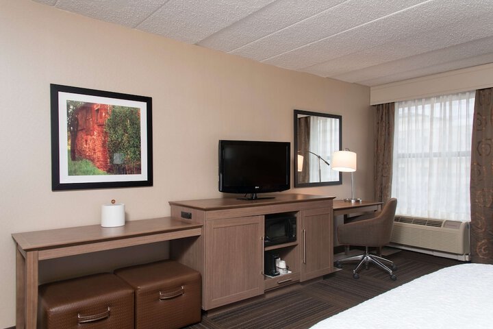 Room 18 of 40