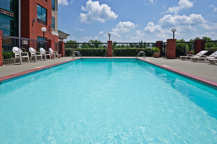 Pool 6 of 30