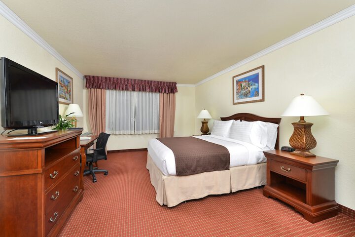 Holiday Inn Rancho Cordova by IHG