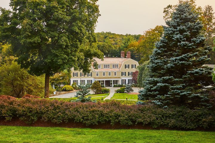 Mayflower Inn & Spa Auberge Collection