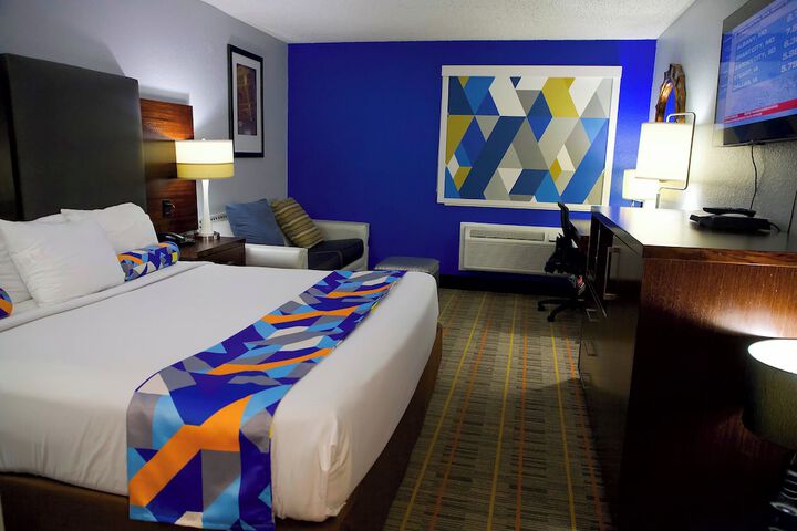 Express Inn Parsons