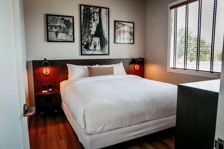 Room 37 of 68
