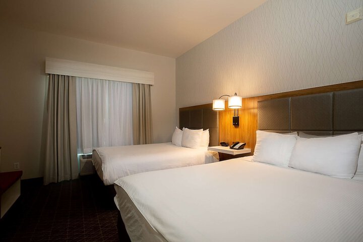 Room 19 of 37
