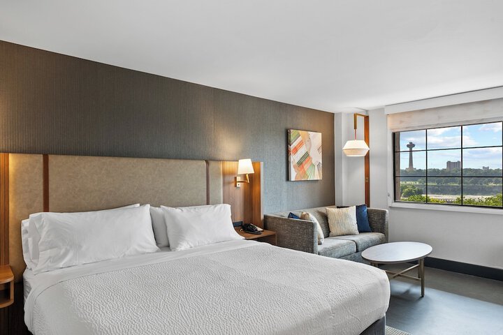 Holiday Inn Niagara Falls State Park Entry by IHG