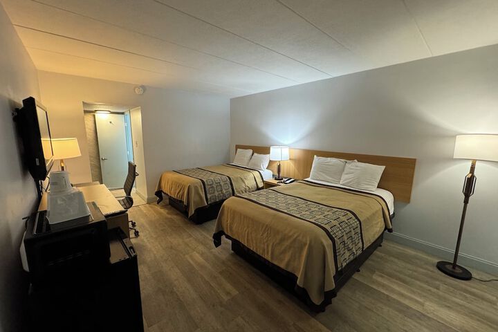 Room 15 of 29